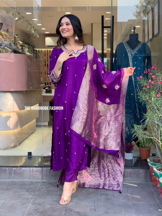 Purple vintage dress